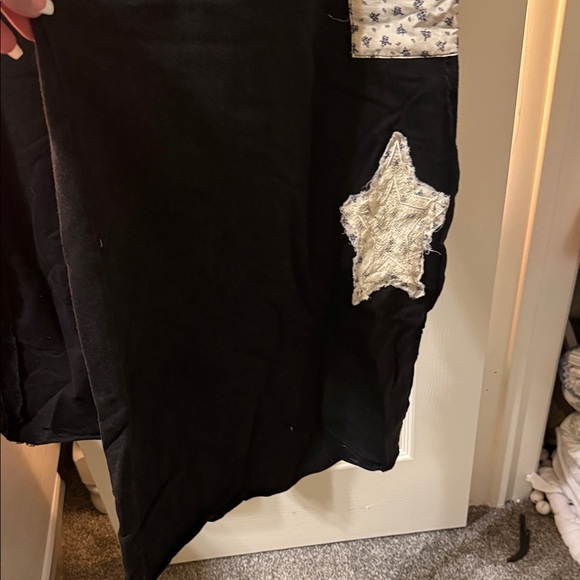 Black Wide-Leg Pants with Star Patch Accents - Picture 6 of 9